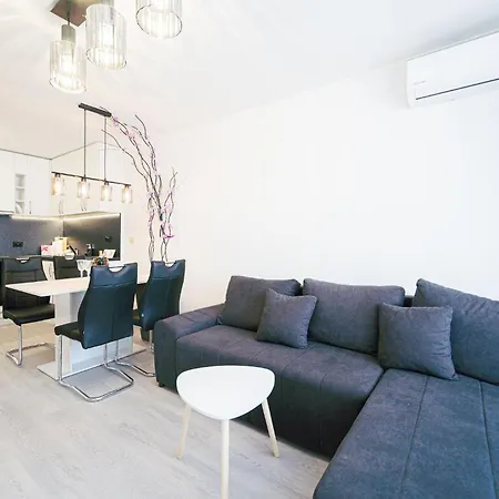 Apartment аzure Dream Balchik, Free Parking *
